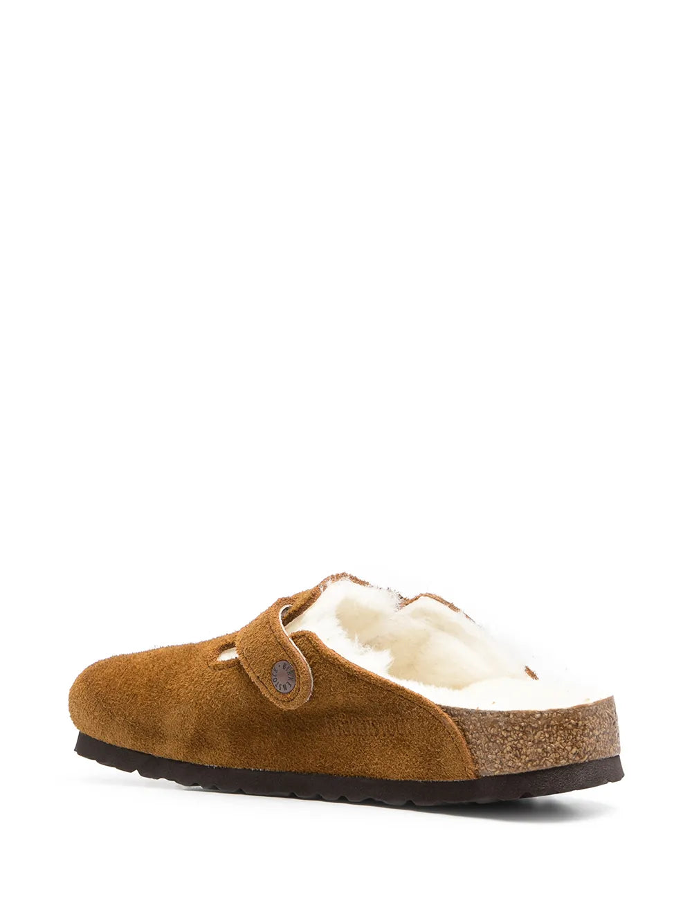 Image des Mules Boston en Fourrure de Mouton de Birkenstock pour Femmes - Saison Automne-Hiver 2023 - Vue Arrière Droite en Trois Quarts