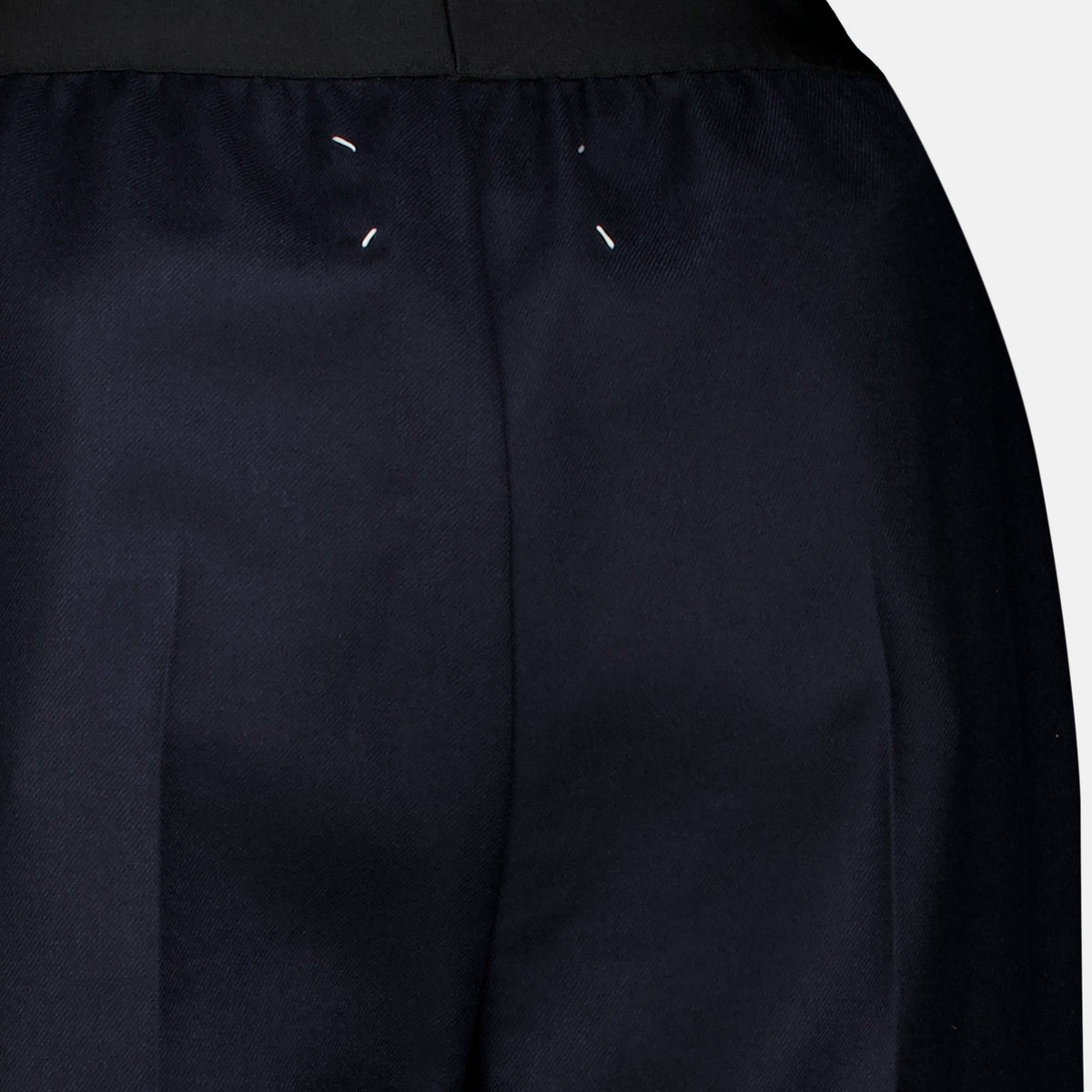 Gerade Wollhosen