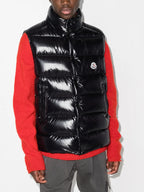 Bild des schwarzen Tibb-Gilets von Moncler für Herren - Saison Herbst-Winter 2025 - Rückansicht