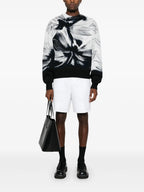 Bilde av hvite bomullsbermudashorts fra Alexander McQueen for menn - Sesong vår-sommer 2022 - Produktdetaljer visning 1