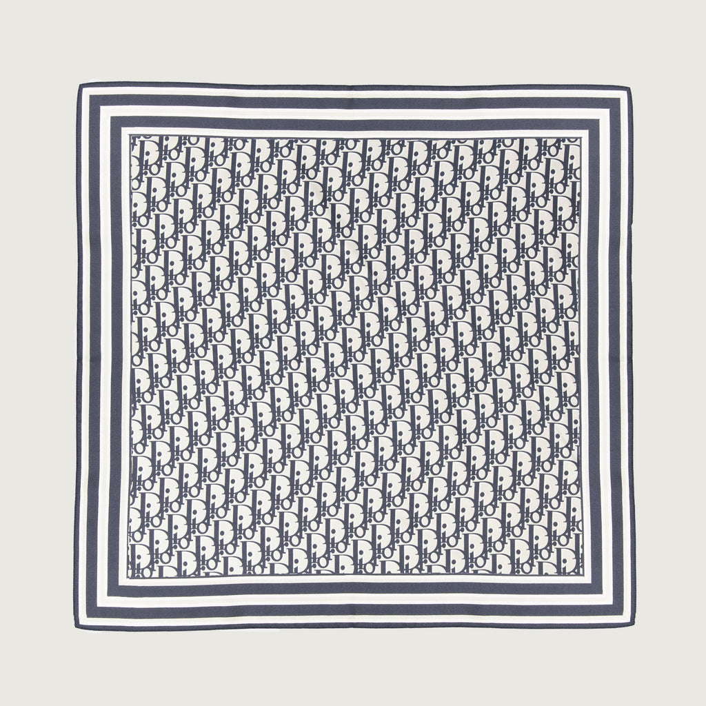 silk bandana, Oblique pattern, autumn-winter accessory, men's accessories, luxury silk scarf