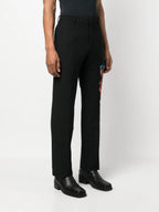 Imagen de Pantalones Rectos Elevados de Off-White para Hombre - Temporada Primavera-Verano 2023 - Vista del Modelo 2