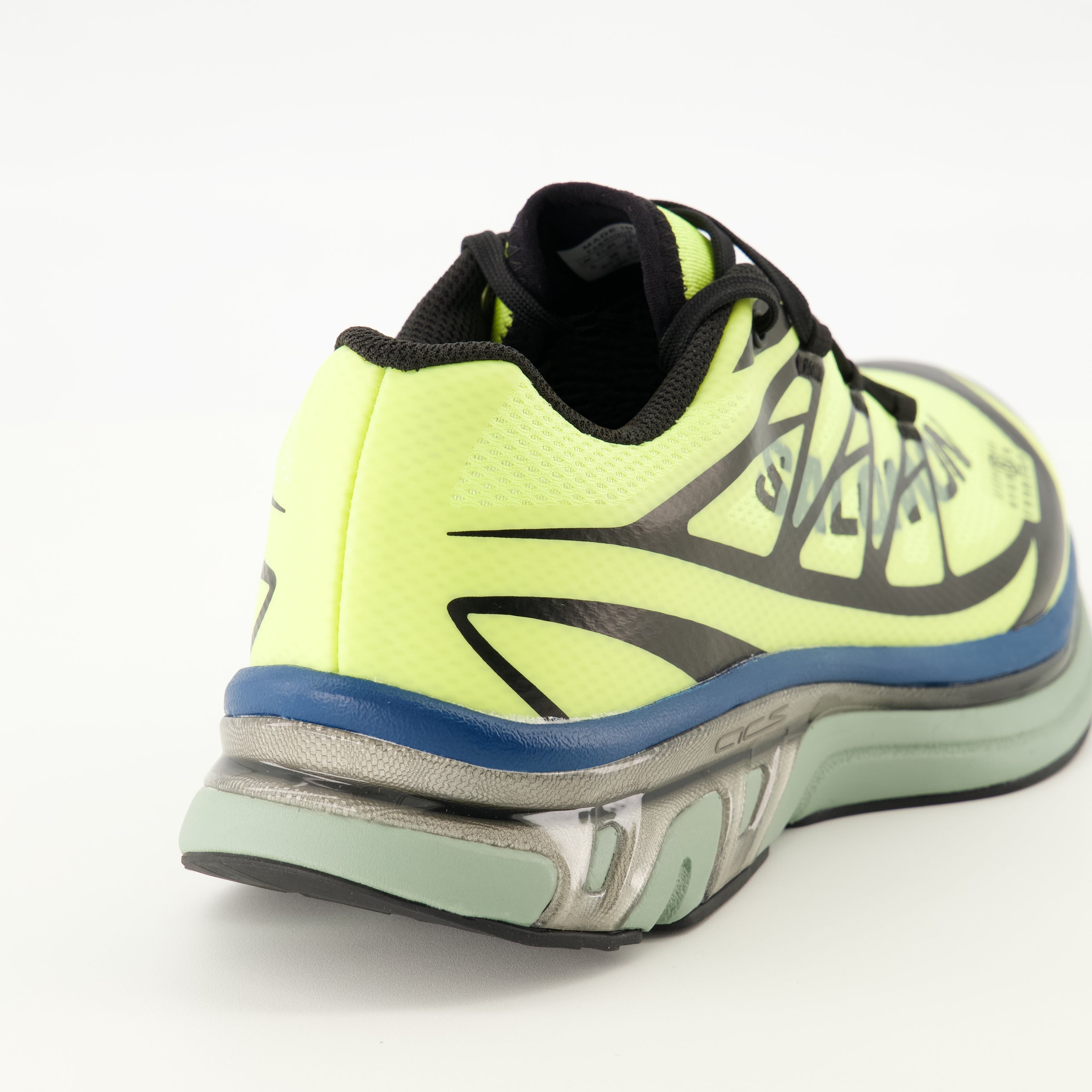 Sneakers Gialle x Salomon XT