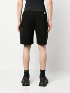 Bild der Logo-Patch-Shorts von Moncler für Herren - Saison Frühjahr-Sommer 2023 - Modellansicht 3