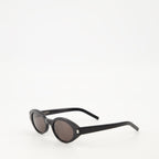 Image des lunettes de soleil noires SL 567 de Saint Laurent pour hommes - Saison Automne-Hiver 2025 - Vue arrière