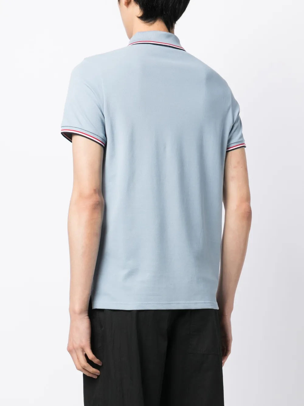 트리콜로르 로고 폴로