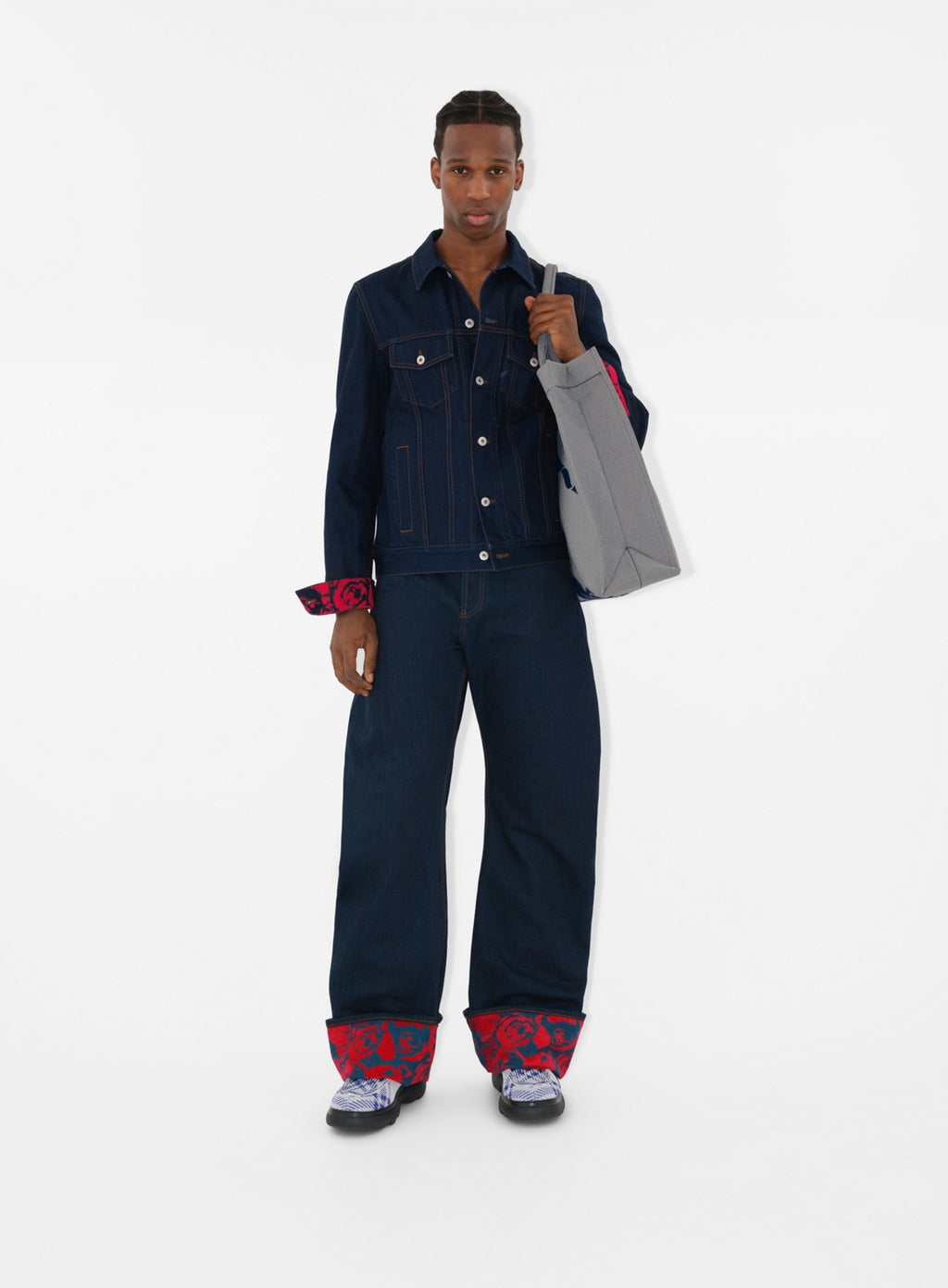 Burberry, EKD Cavalier, canvas tote bag, luxury accessories, high-end fashion