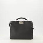 Immagine della piccola borsa Peekabooiseeu di Fendi per uomini - Stagione Autunno-Inverno 2025 - Vista Frontale