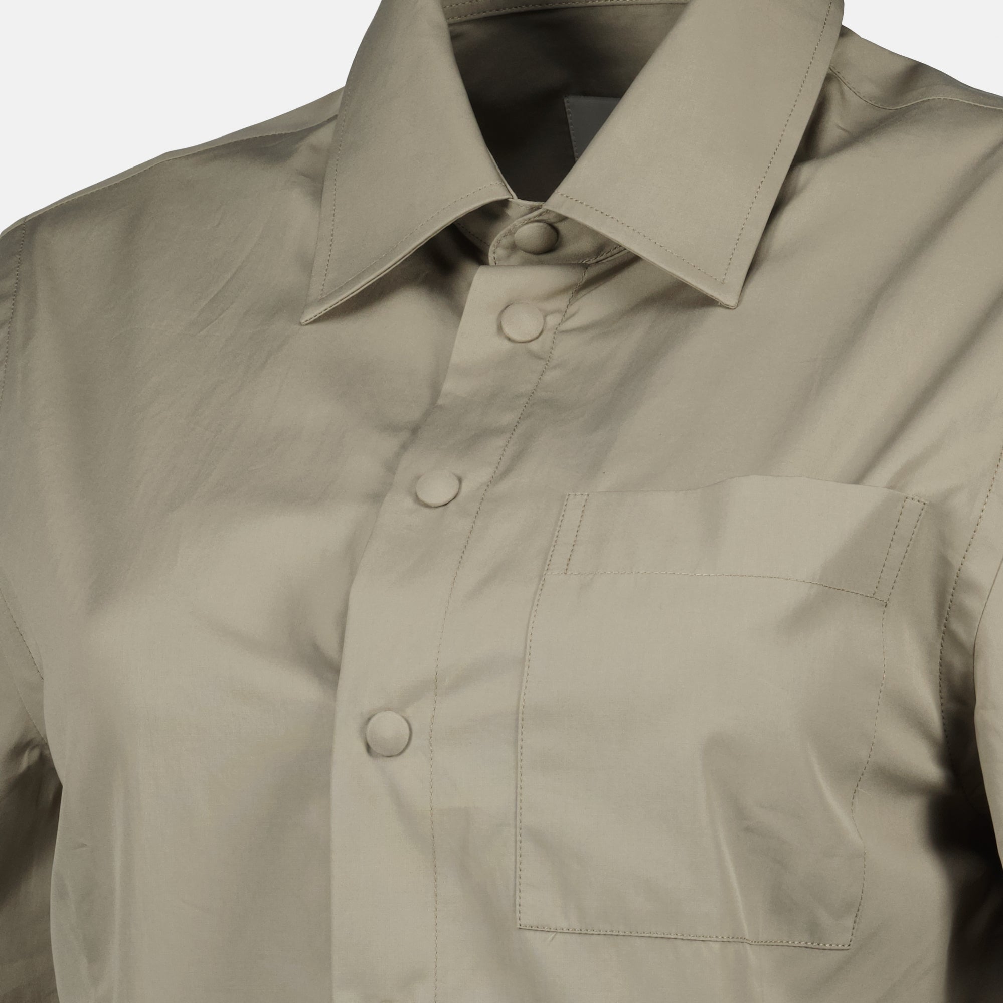 kaki cotton shirt, AMI Paris, pointed collar shirt, fitted shirt, spring-summer collection