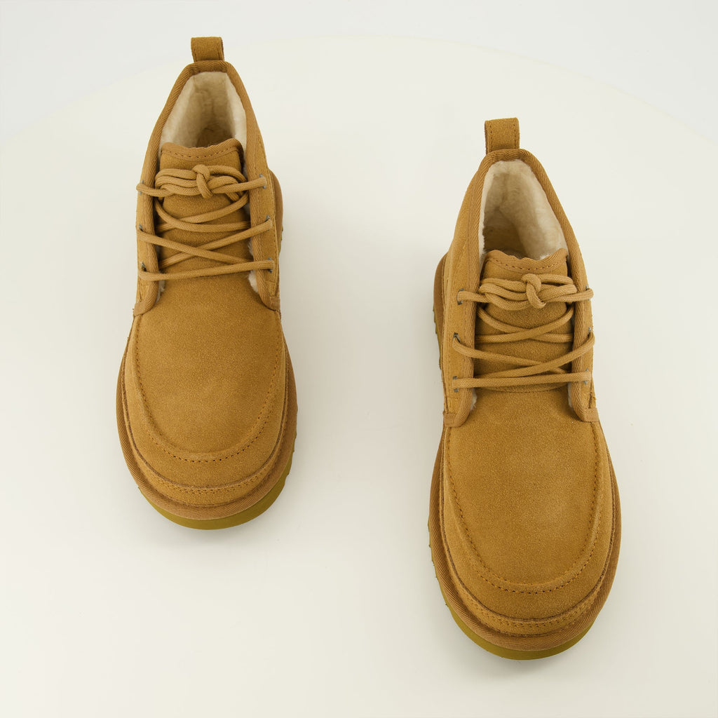 Botas Neumel em camurça