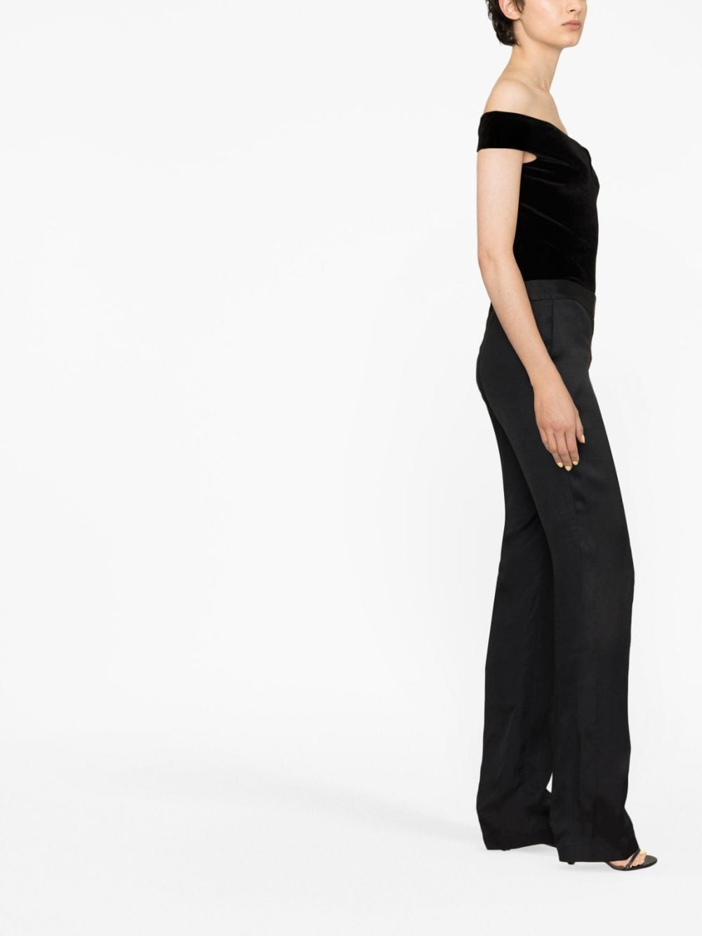 Stella McCartney, women's black trousers, pleated trousers, luxury fashion, elegant trousers