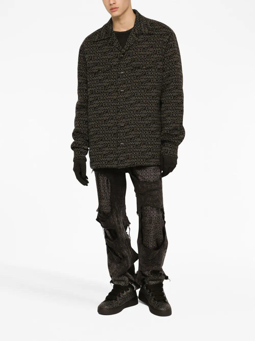 회색 모노그램 셔츠