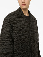 회색 모노그램 셔츠