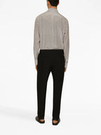 주름 장식 검정 바지