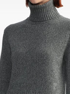 タートルネックセーター