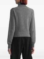 タートルネックセーター