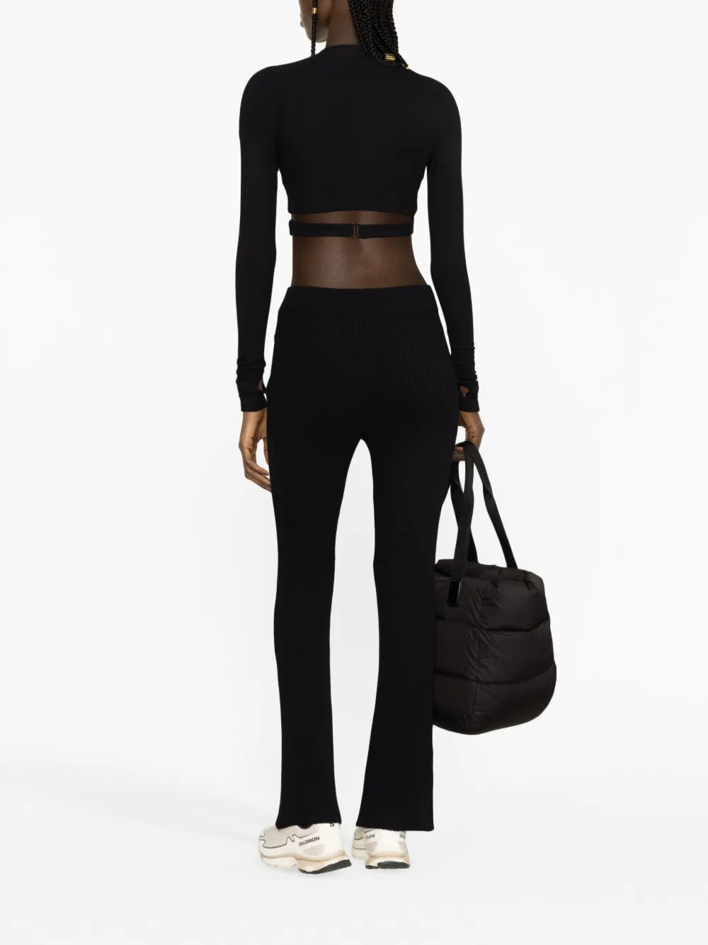 리브드 블랙 팬츠