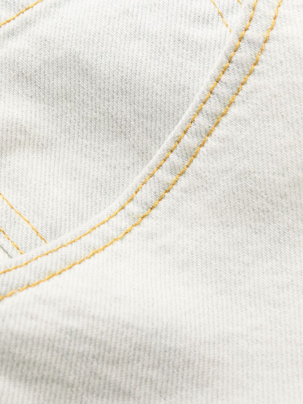 フレアジーンズ