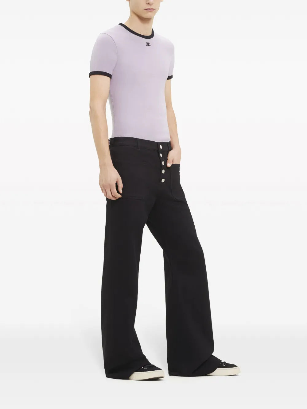 Courrèges의 남성용 대비 에디션 T셔츠 이미지 - 2024 봄-여름 시즌 - 상세 보기 1