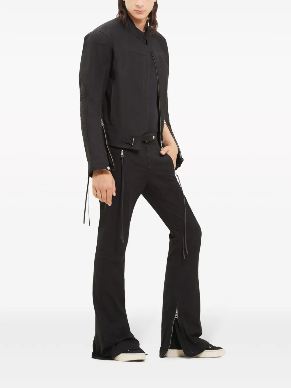 Image d'une veste de motard en denim noir de Courrèges pour hommes - Saison Printemps-Été 2024 - Détail vue 1