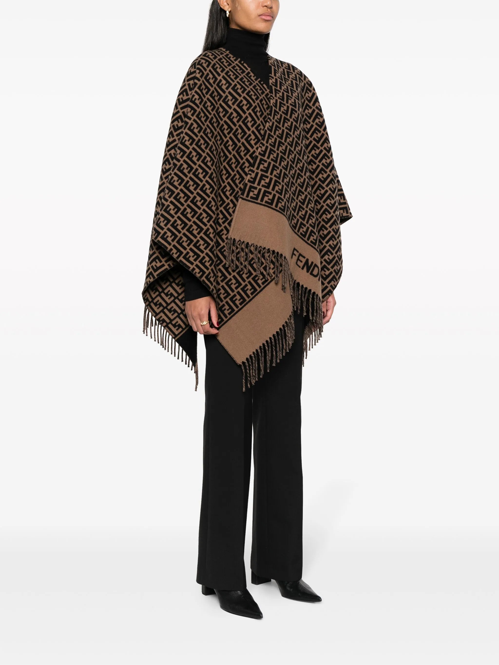 Image of Cashmere Wool Poncho by Fendi for Women - Season Autumn-Winter 2024 - Model view 2