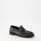Bild der Loafer Supple Noir Schuhe von Saint Laurent für Frauen - Saison Herbst-Winter 2025 - Frontrechte Dreiviertelansicht