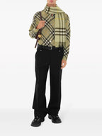 タイムレスなチェック柄ウールシャツ