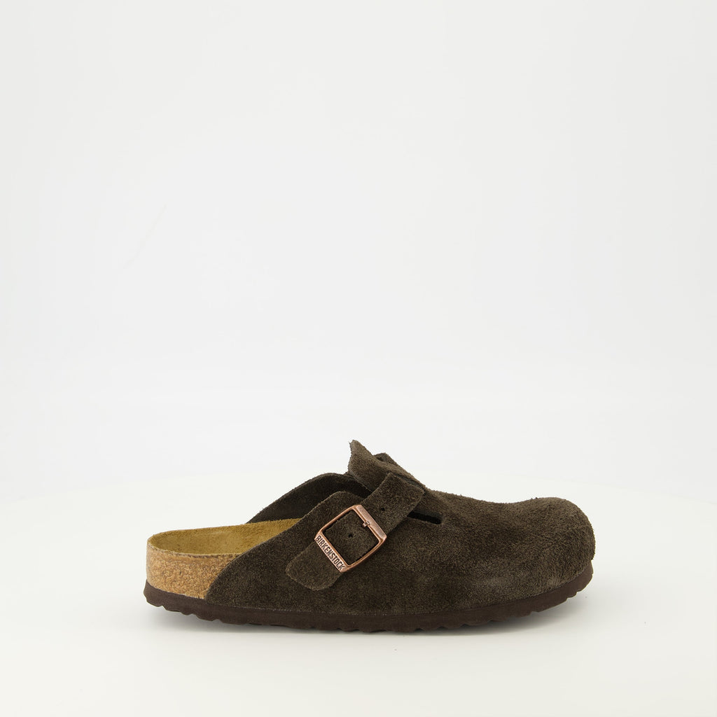 Bild der Mules Boston Marron von Birkenstock für Unisex - Saison Frühling-Sommer 2026 - Rechte Seitenansicht