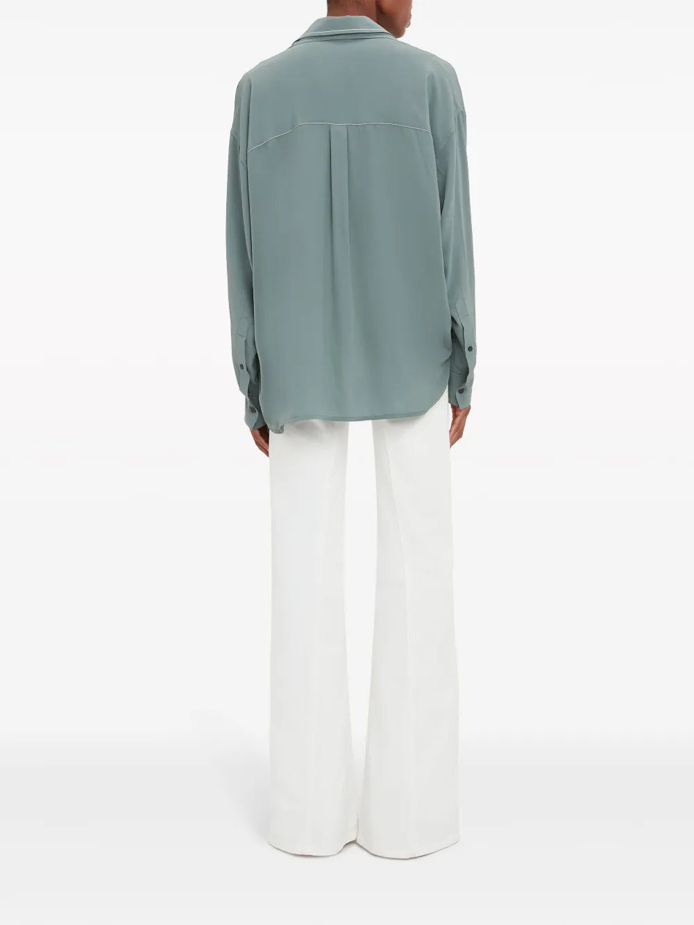 ラインドブルーブラウス