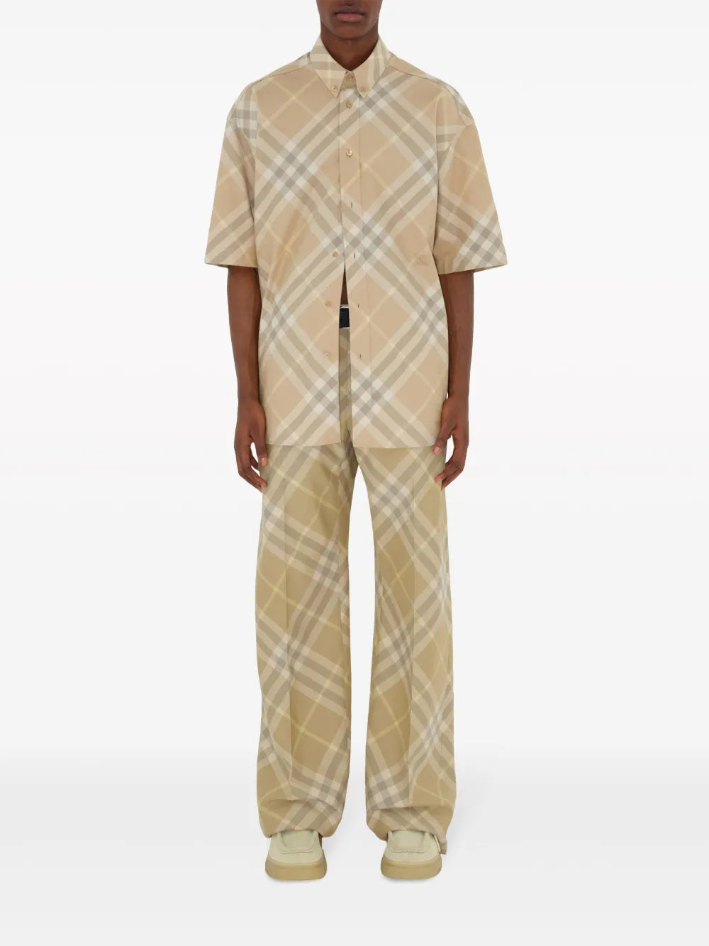 베이지 체크 셔츠