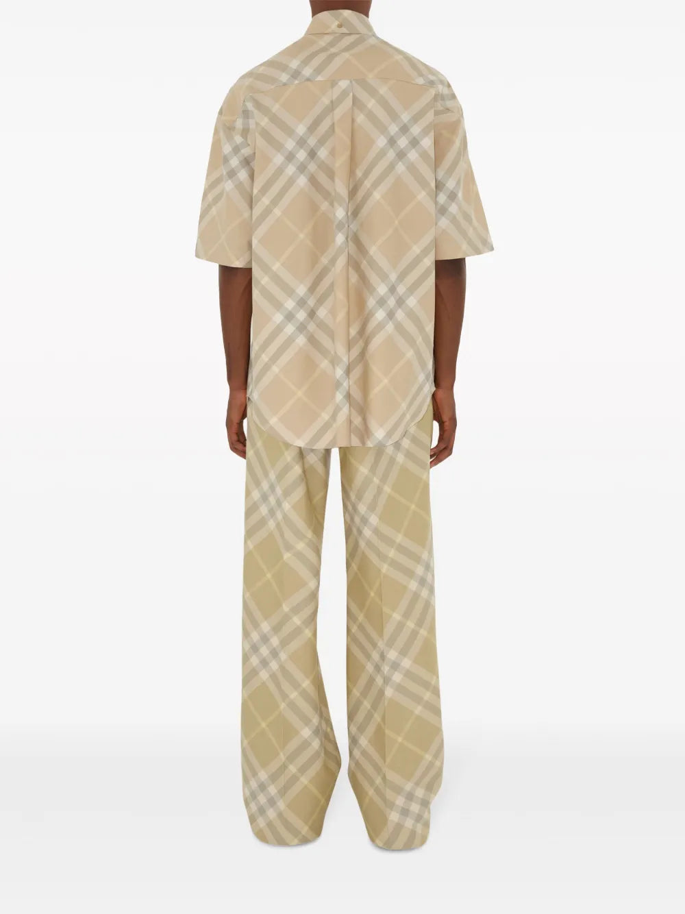 베이지 체크 셔츠