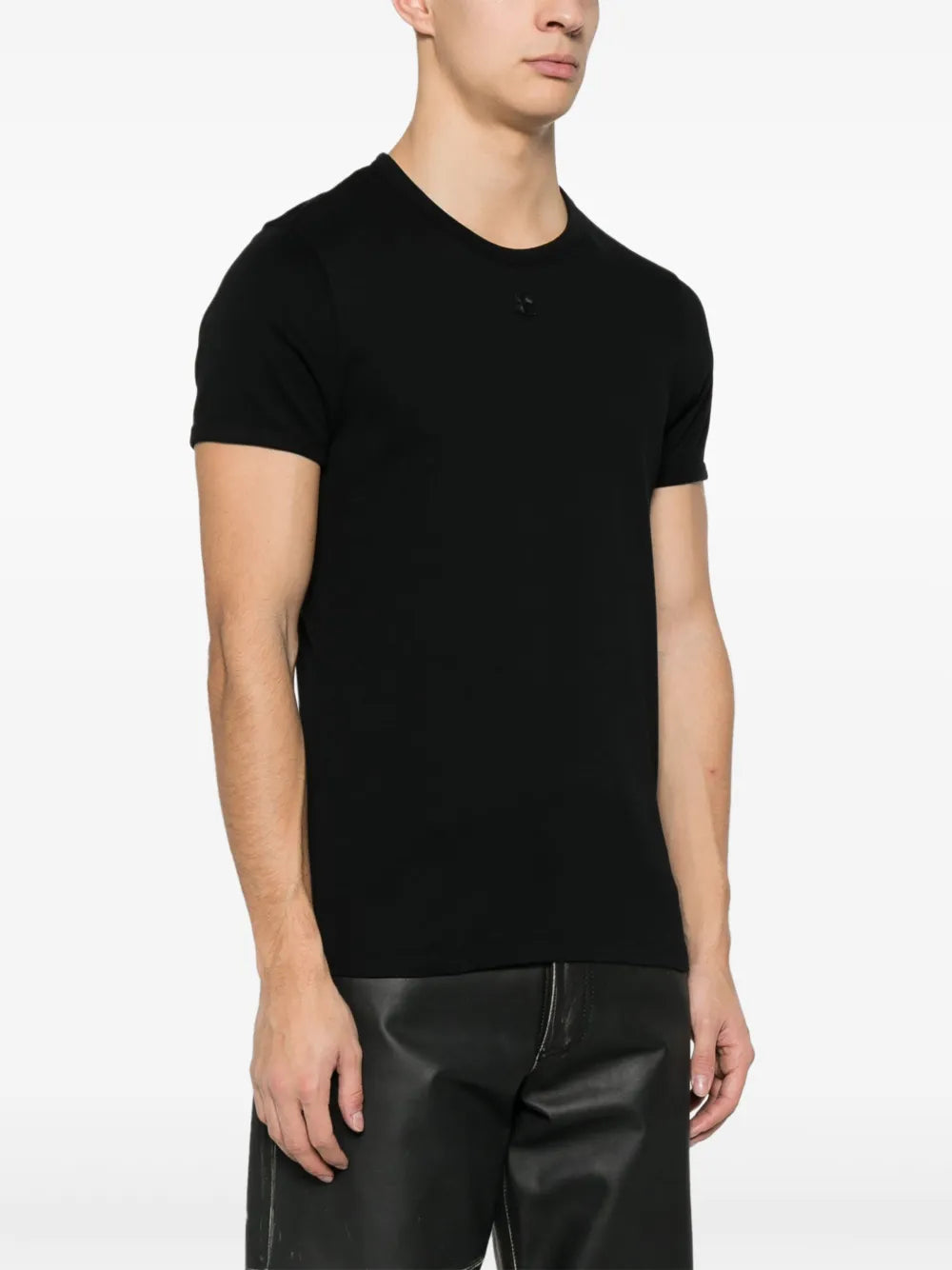 Image of Contrasting Black T-Shirt Réédition by Courrèges for Men - Season Spring-Summer 2024 - Detail View 1