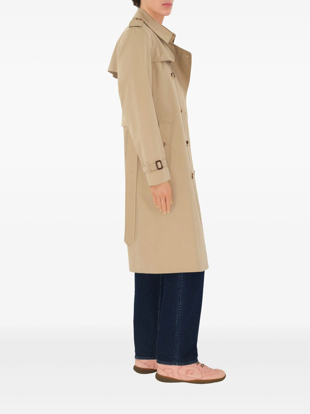 Image of Burberry Long Heritage Trench Coat by Burberry for Men - Season Spring-Summer 2026 - Model view 2