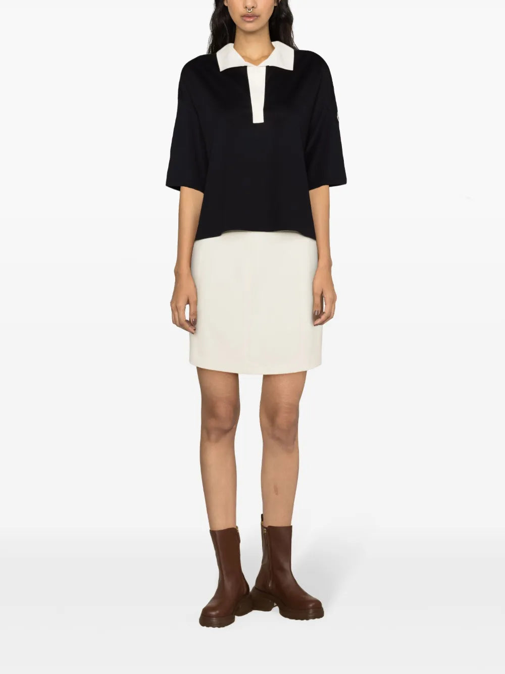 네이비 블루 폴로 셔츠