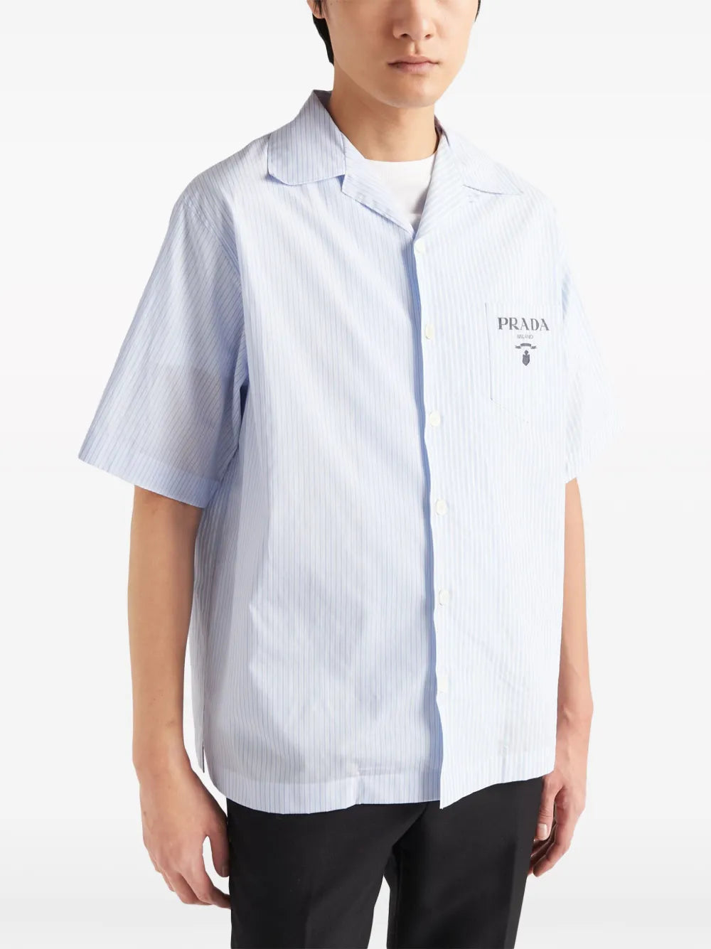 Camisa Azul e Branca Listrada