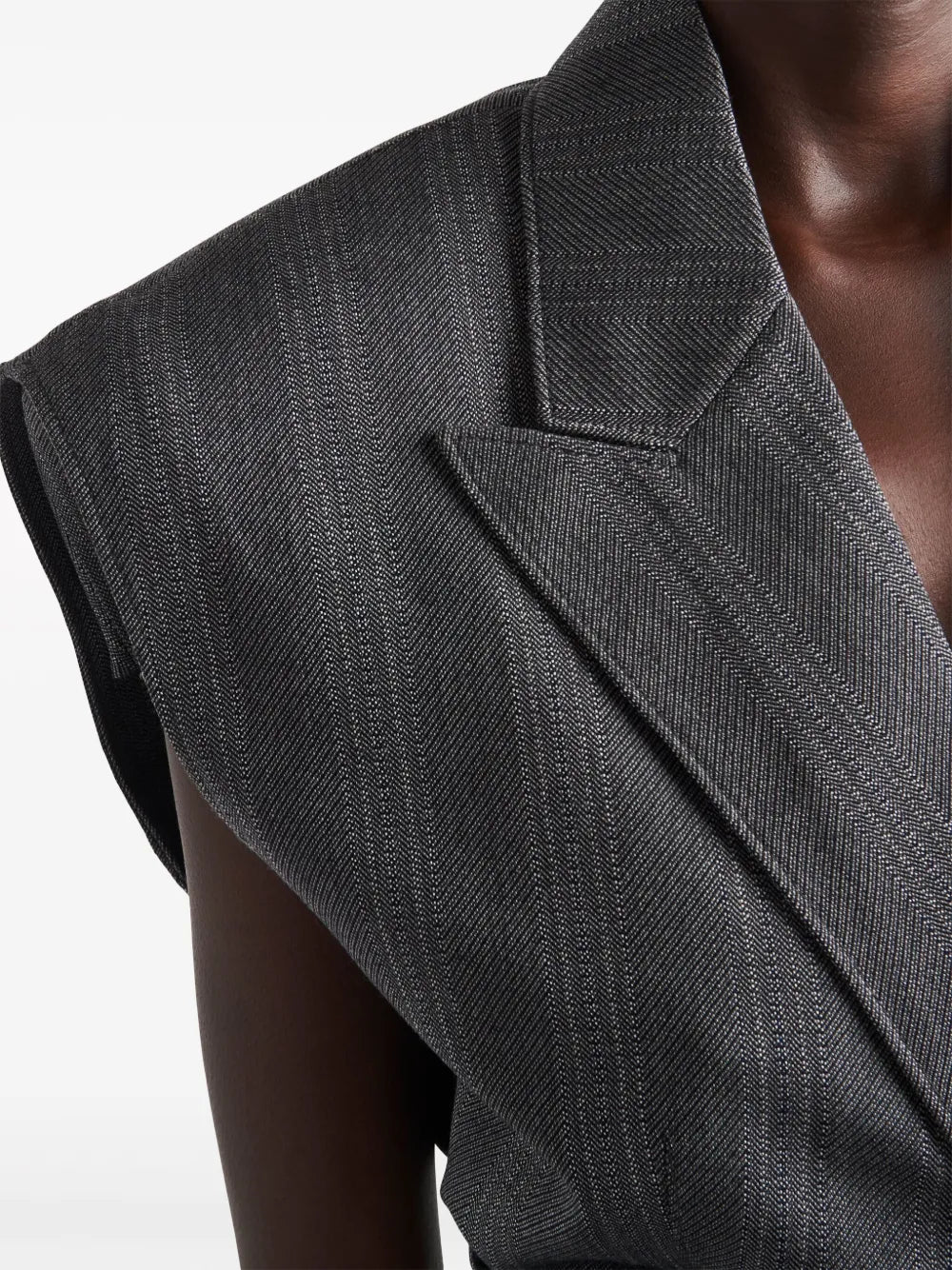 ストライプ柄ノースリーブグレー・ジレ