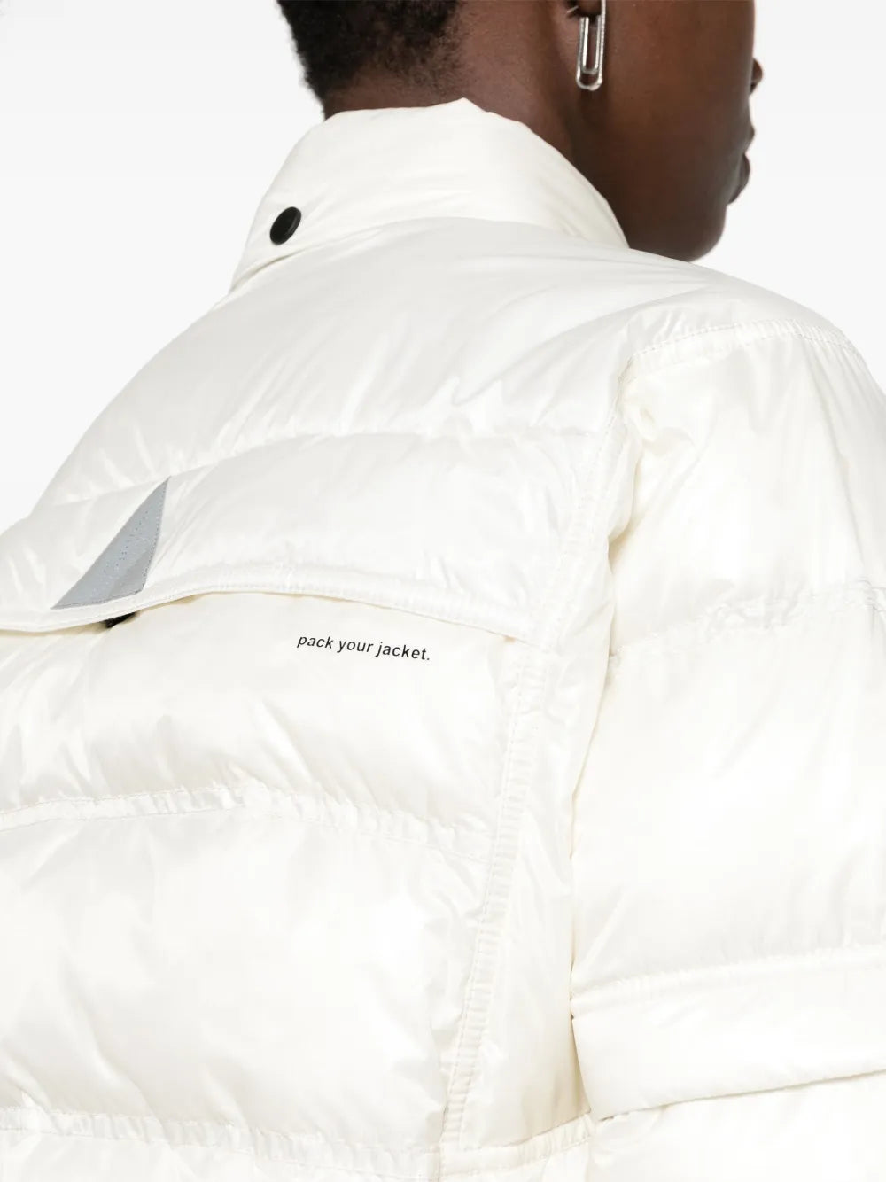 Imagen de la Chaqueta Bomber de Moncler Grenoble para Mujeres - Temporada Primavera-Verano 2024 - Vista de Detalle 7