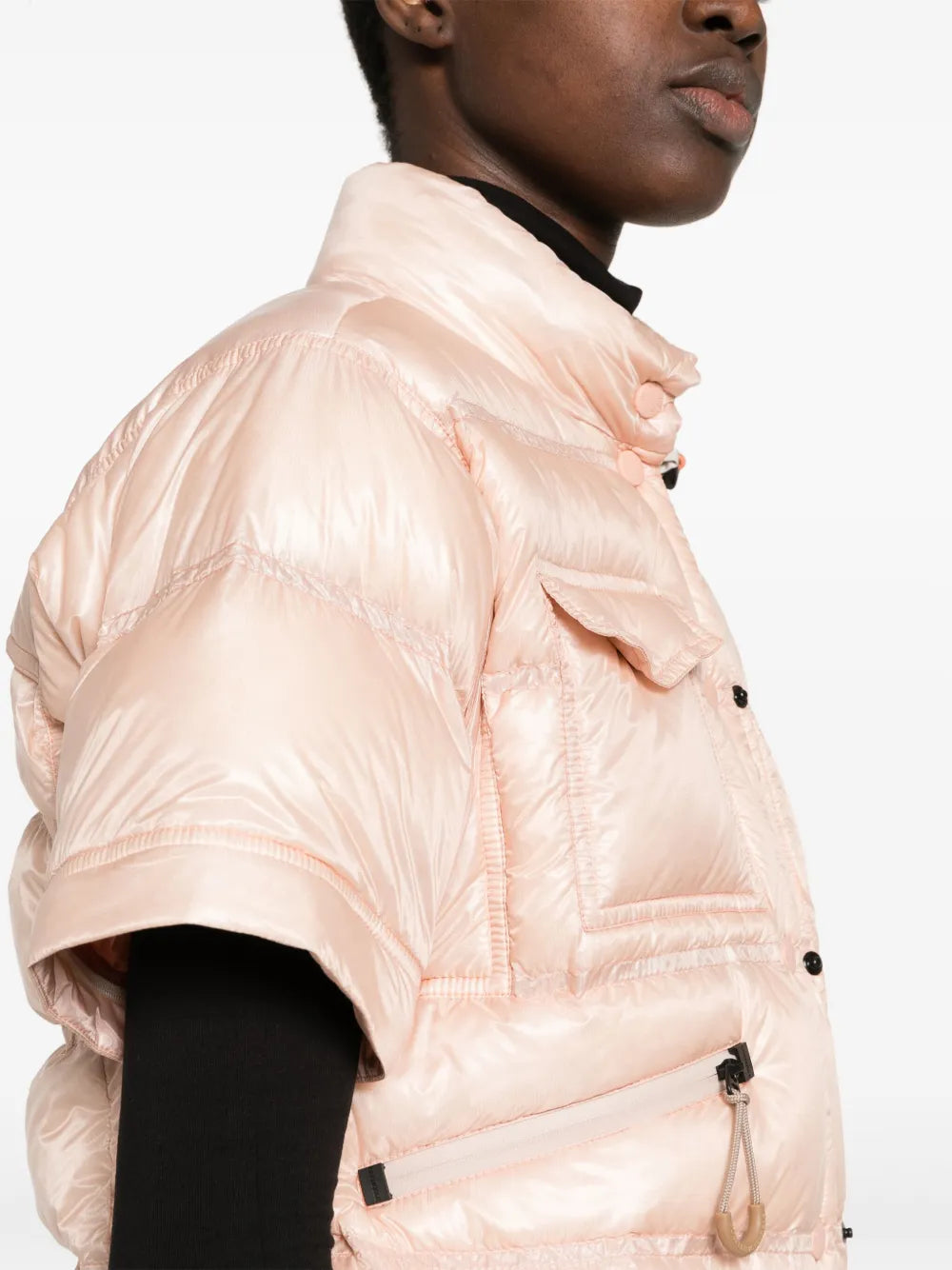 Imagen de la chaqueta bomber Mauduit de Moncler Grenoble para mujeres - Temporada Primavera-Verano 2024 - Vista de detalle 9