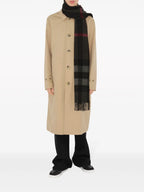 Image of Checkered Cashmere Scarf by Burberry for Unisex - Season Autumn-Winter 2023 - Detail View 6