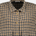 Imagen de chaqueta de camisa a cuadros de Moncler para mujeres - Temporada Otoño-Invierno 2025 - Vista de detalle 2