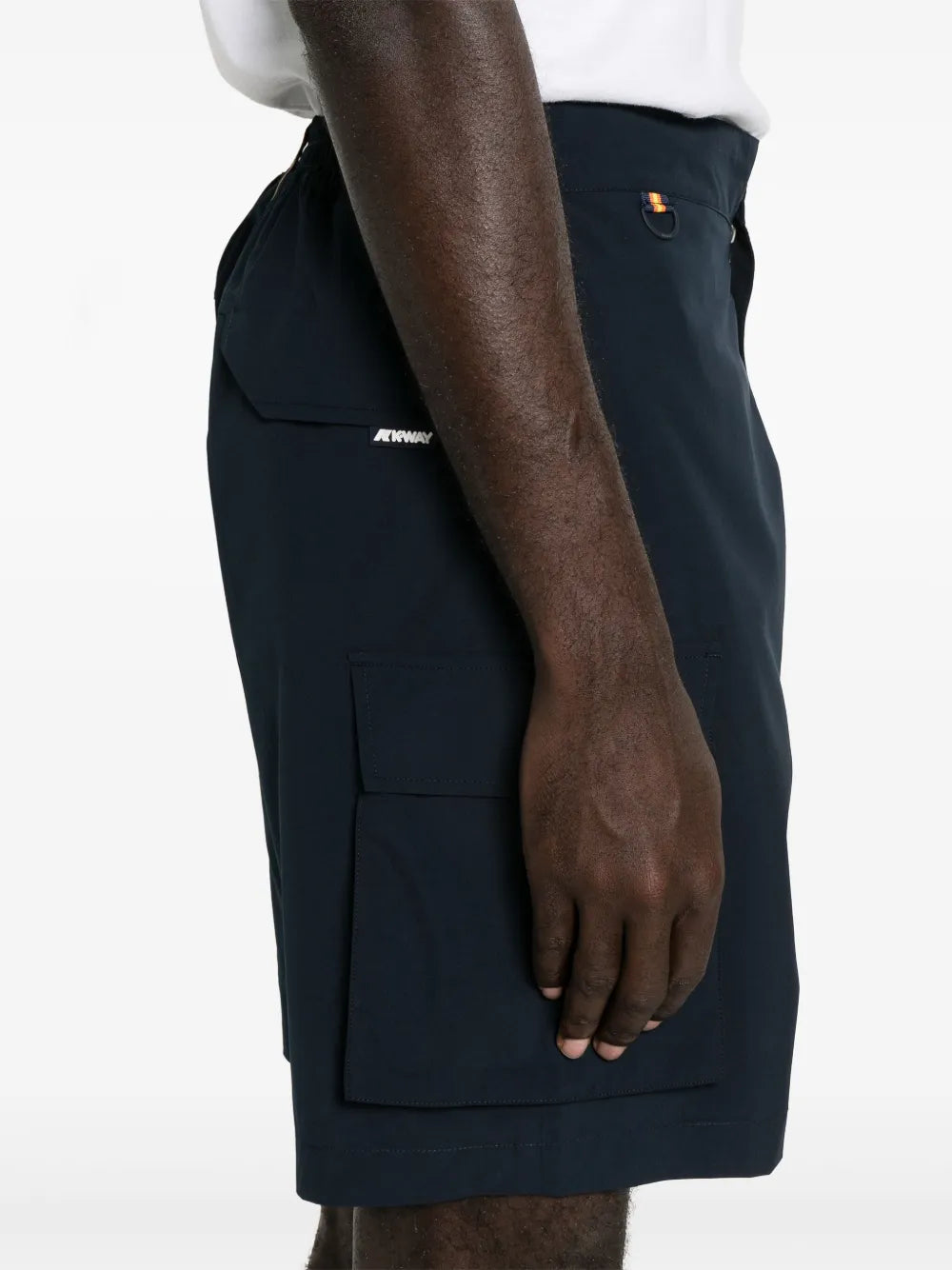 Bilde av marineblå teknisk stoff Bermuda-shorts fra K-Way for menn - Sesong Vår-Sommer 2024 - Detaljvisning 7