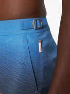 불독 사진 촬영 테라스 수영 팬츠