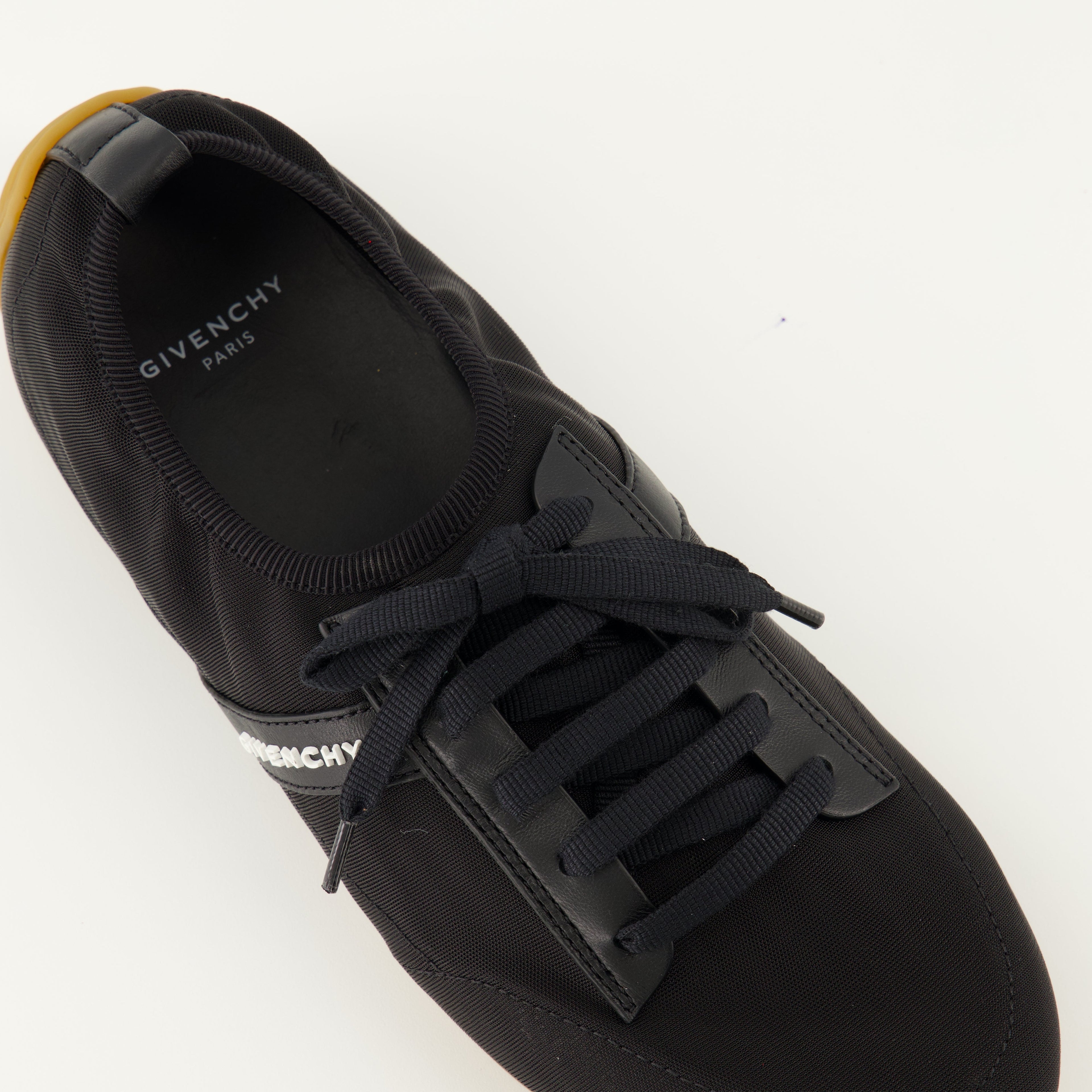 Givenchy Sneakers, Le Basket Slim Powder, Luxury Footwear, Fashion Sneakers, Stylish Sneakers