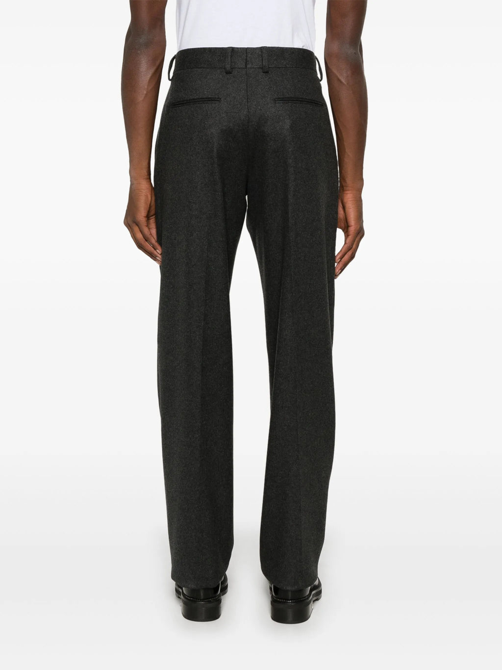Imagen de Pantalones de Cachemira en Gris de Fendi para Hombre - Temporada Otoño-Invierno 2024 - Vista Modelo 3