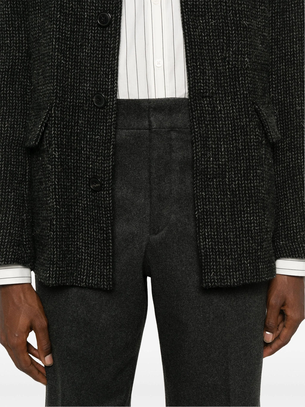 Imagen de Pantalones de Cachemira en Gris de Fendi para Hombre - Temporada Otoño-Invierno 2024 - Vista Modelo 4