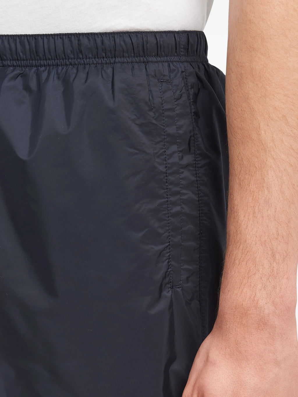 プラダの青い水着の画像（男性用）- 2021年春夏シーズン - 製品詳細の視点8