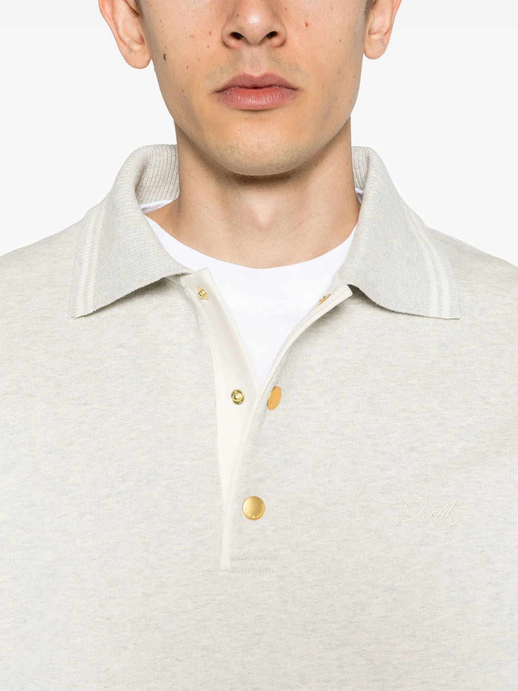 Drole De Monsieurの男性用面白い長袖ポロシャツの画像 - 2026年春夏シーズン - モデルビュー4
