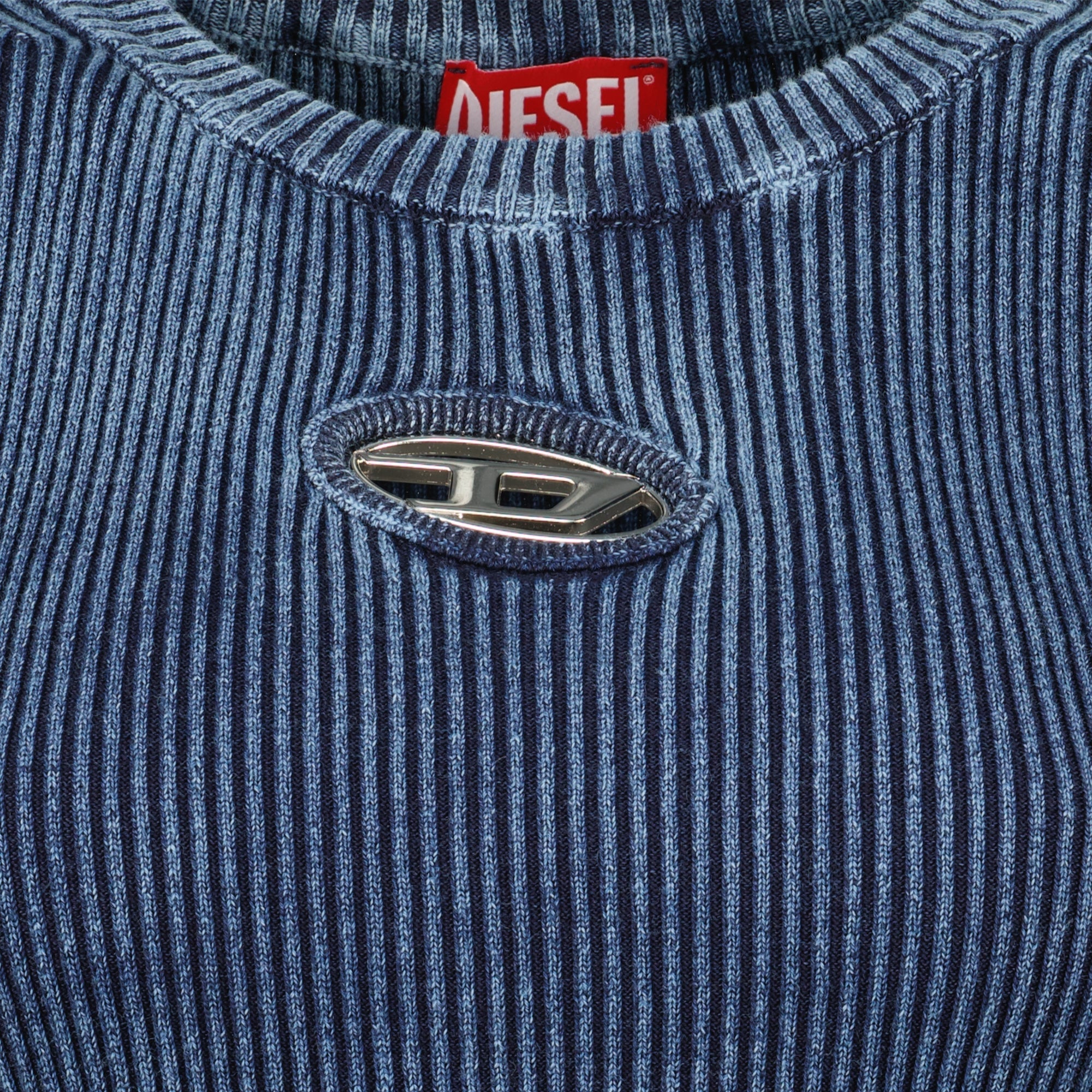 Image of T-shirt m-anchor côtelé bleu by Diesel for Women - Season Spring-Summer 2026 - Detail View 2
