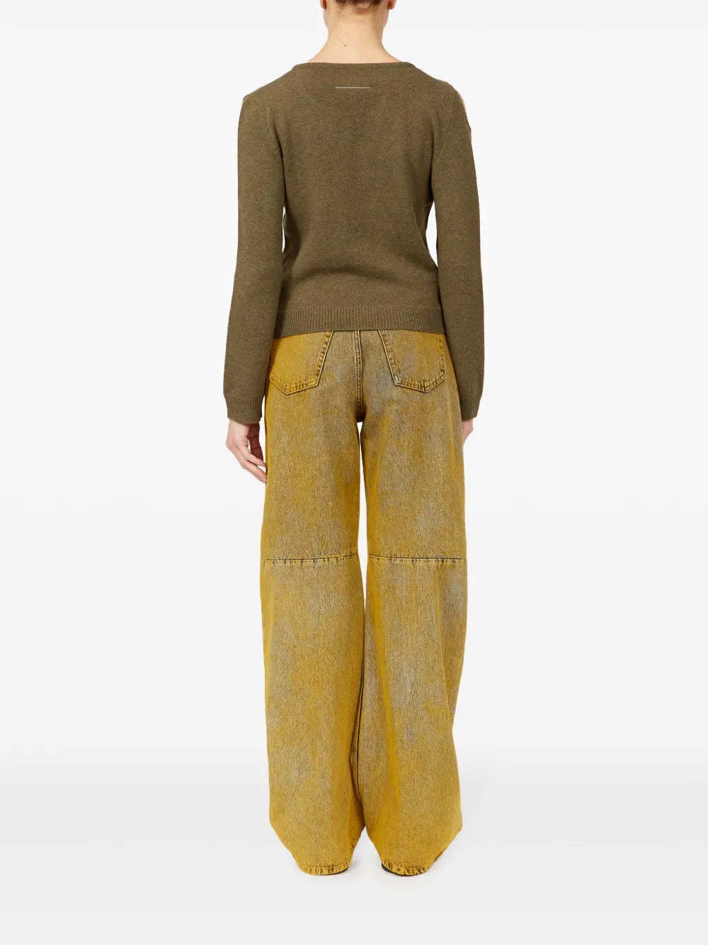 컷아웃 카키 울 니트