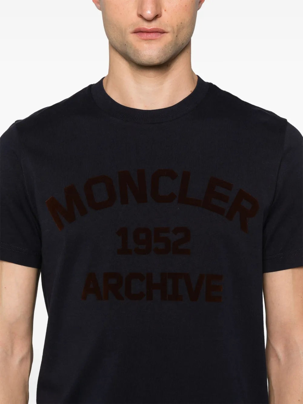 네이비 로고 티셔츠